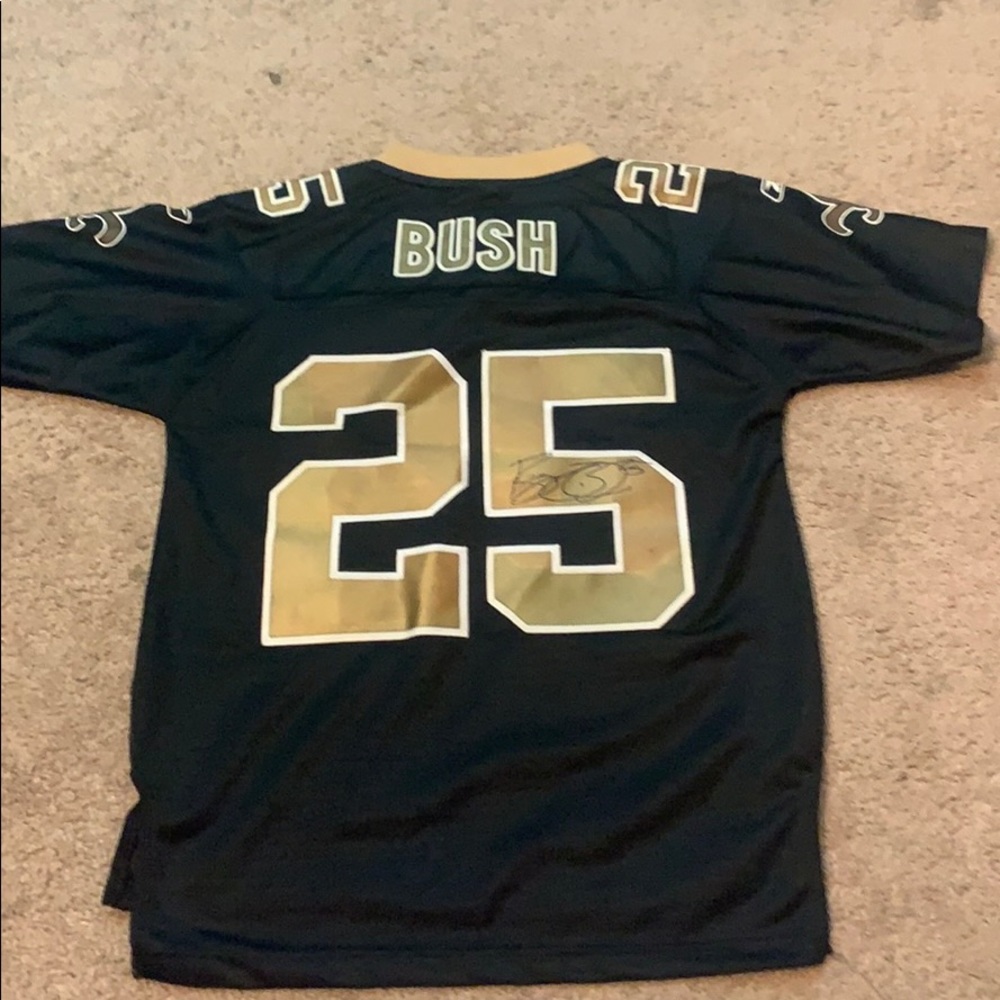 Reggie Bush Autograft Saints Jersey - Picture 2 of 2